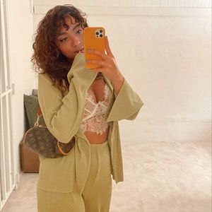 Meet your Posher, Kathlia